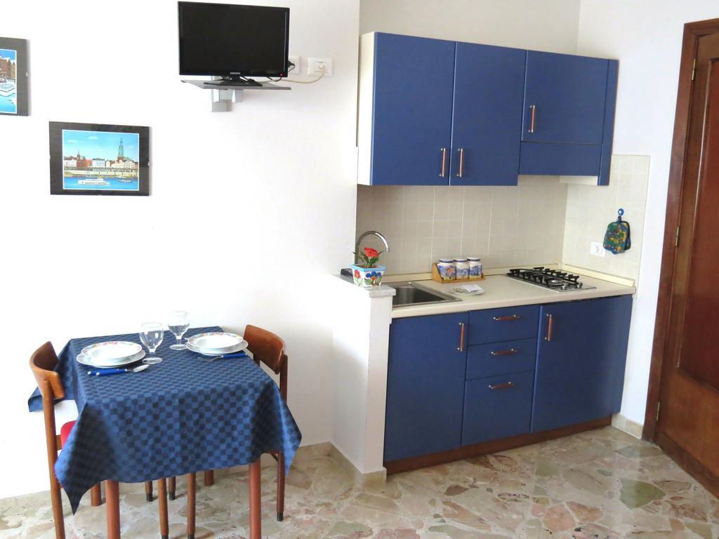Appartamento Blu ปาแลร์โม ภายนอก รูปภาพ